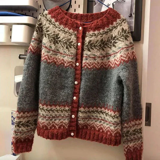 JESSICA™ | Vintage Canadian Sweater